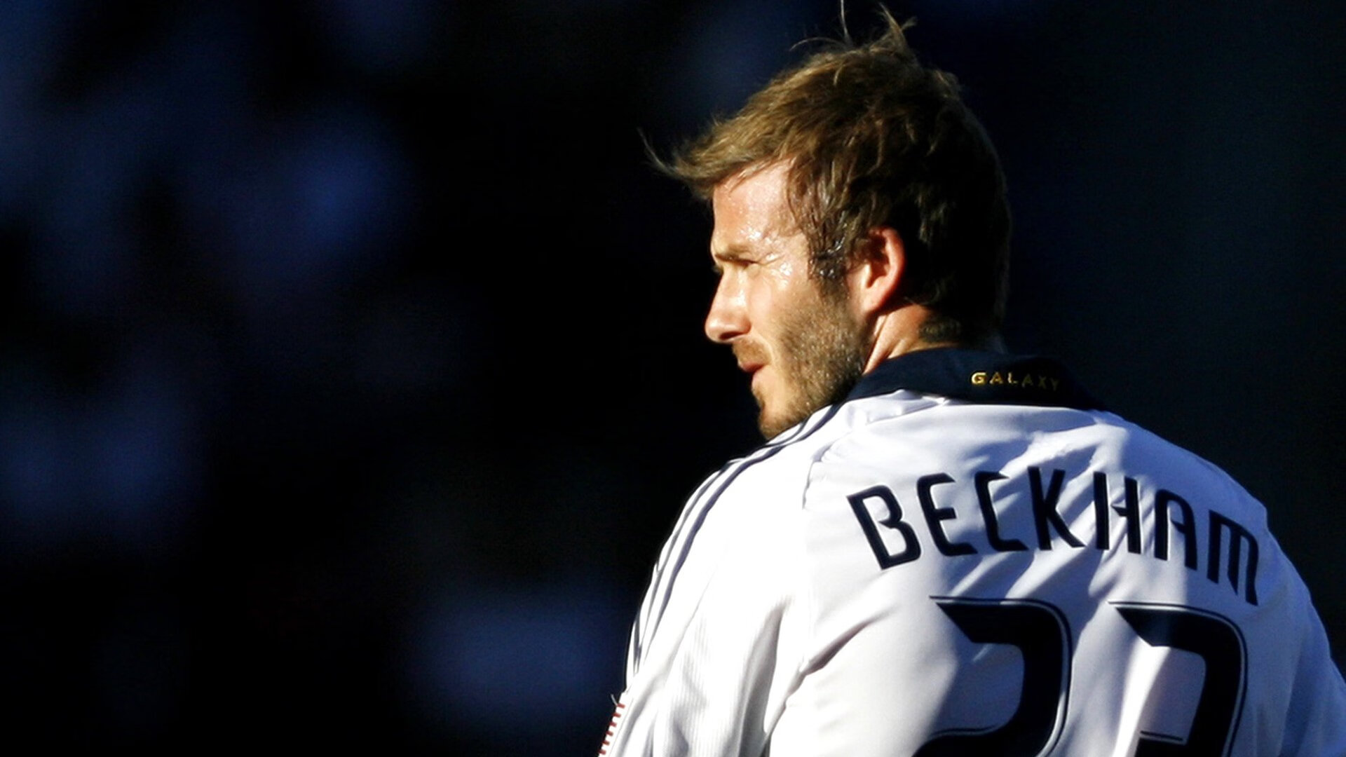 梅西入选英超最佳阵容候选引争议|MKSPORT